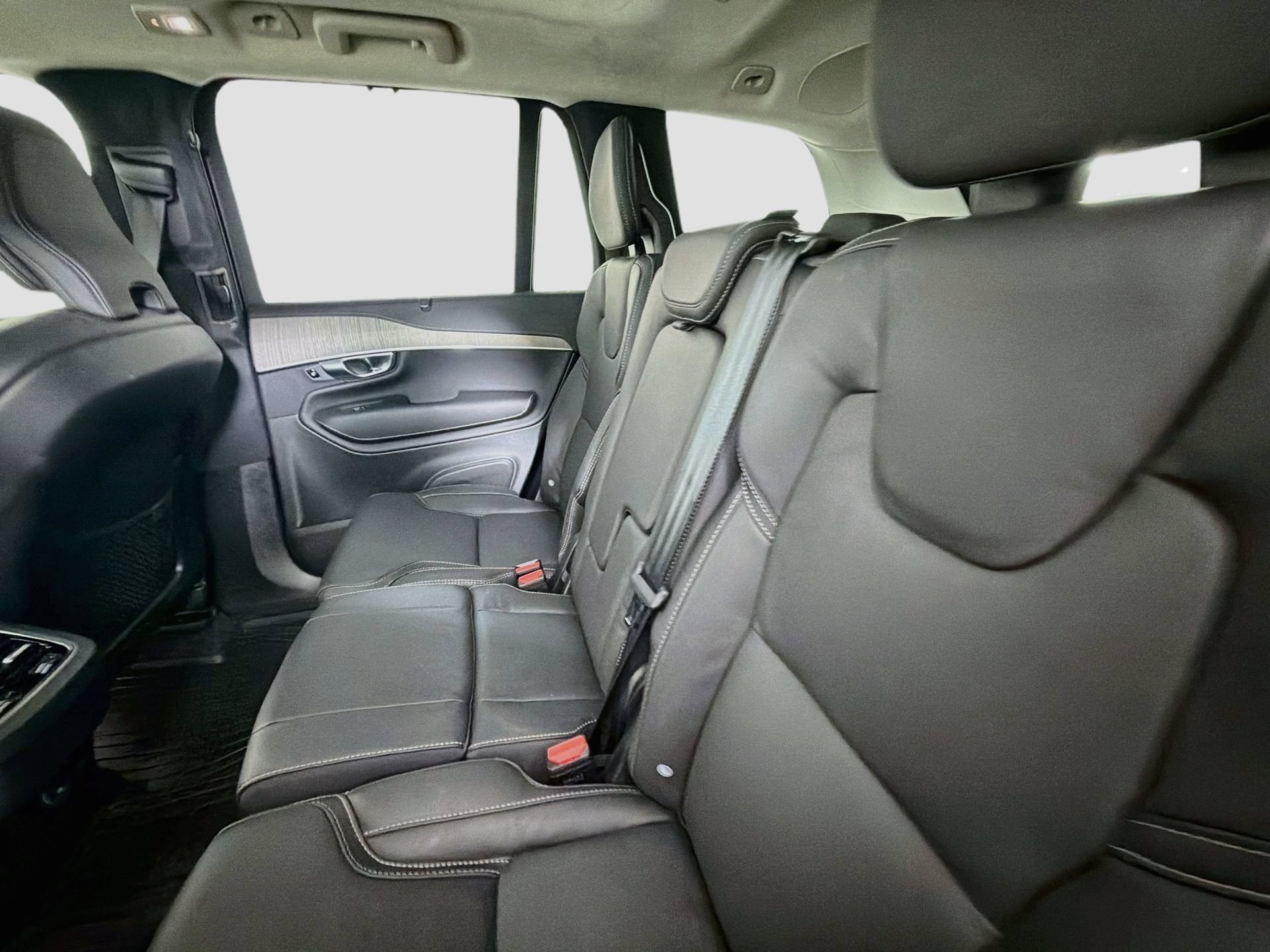 Used 2024 Volvo XC90 B6 Ultimate w/ Lounge Package AWD/4WD image 26
