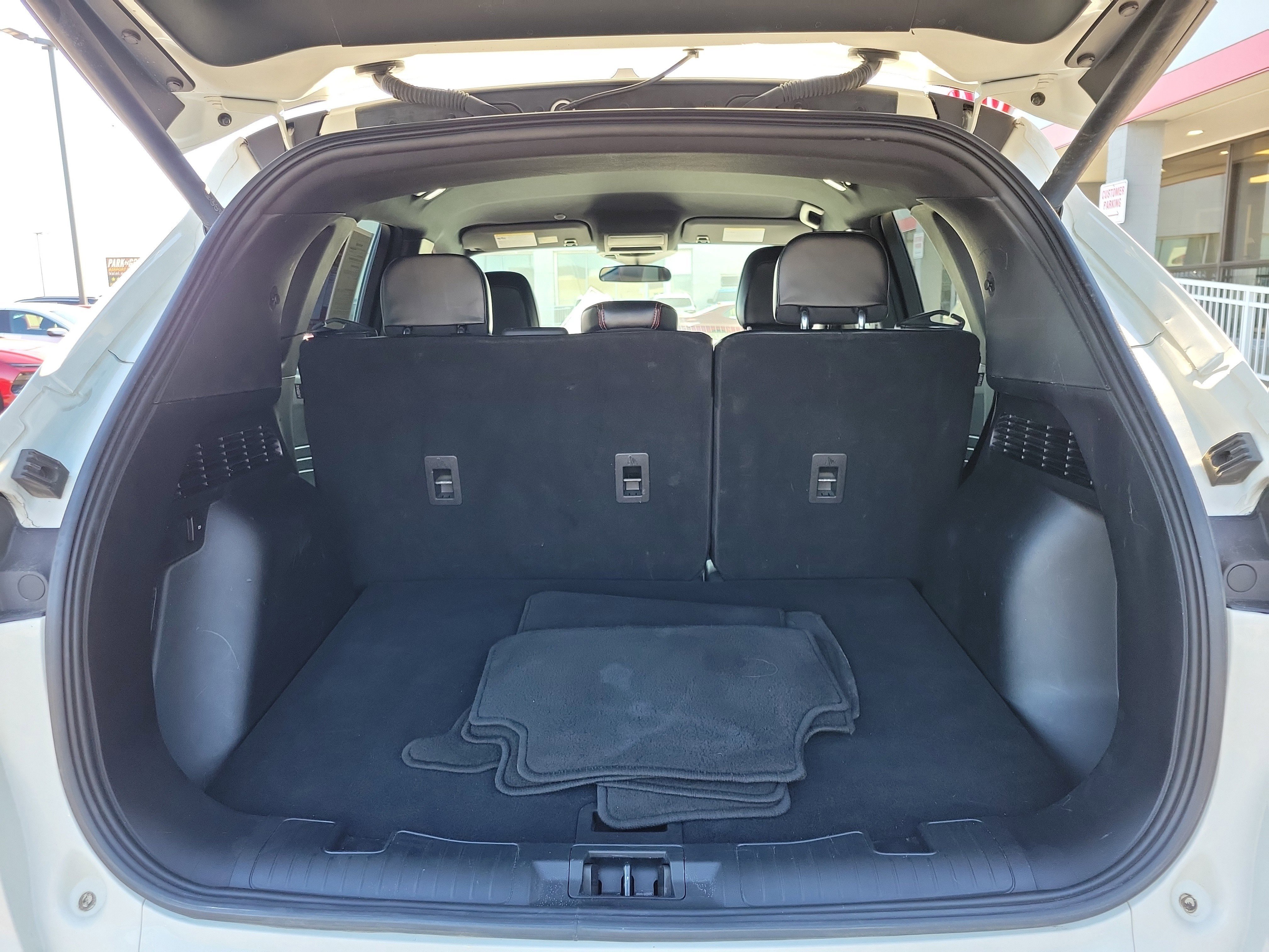 Used 2024 Ford Escape ST-Line Select AWD/4WD image 8