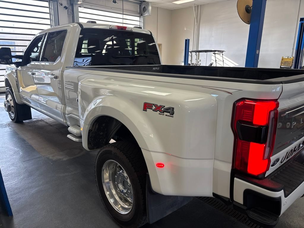 Used 2026 Ford F450 Platinum w/ Platinum Plus Package AWD/4WD image 6