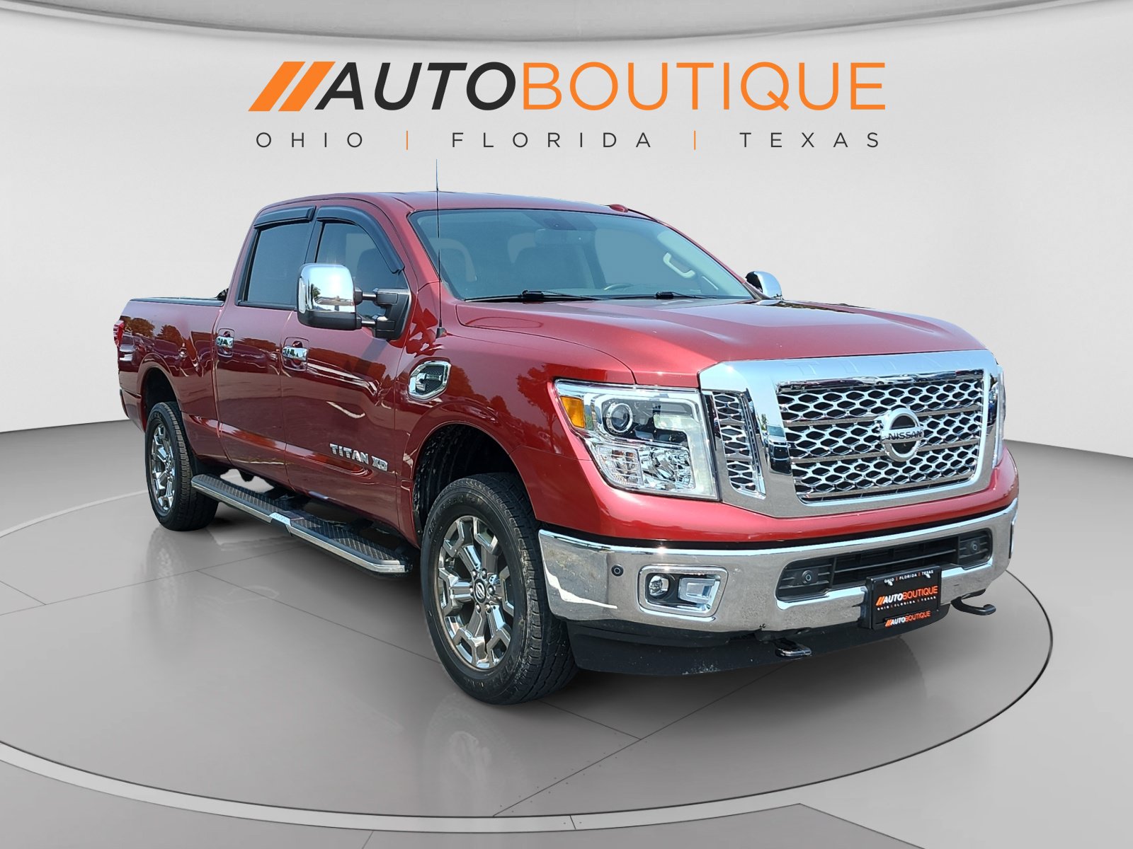 Used 2018 Nissan Titan SL w/ Chrome Package AWD/4WD image 7