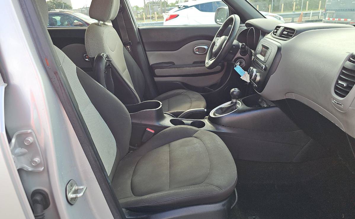 Used 2015 Kia Soul FWD image 8