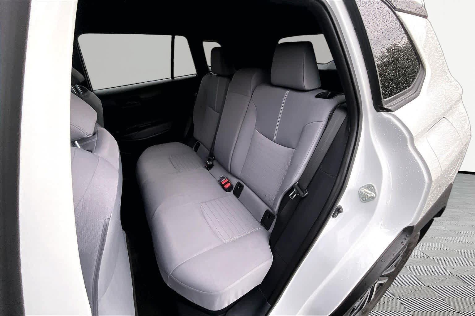 Certified 2024 Toyota Corolla Cross AWD Hybrid image 21