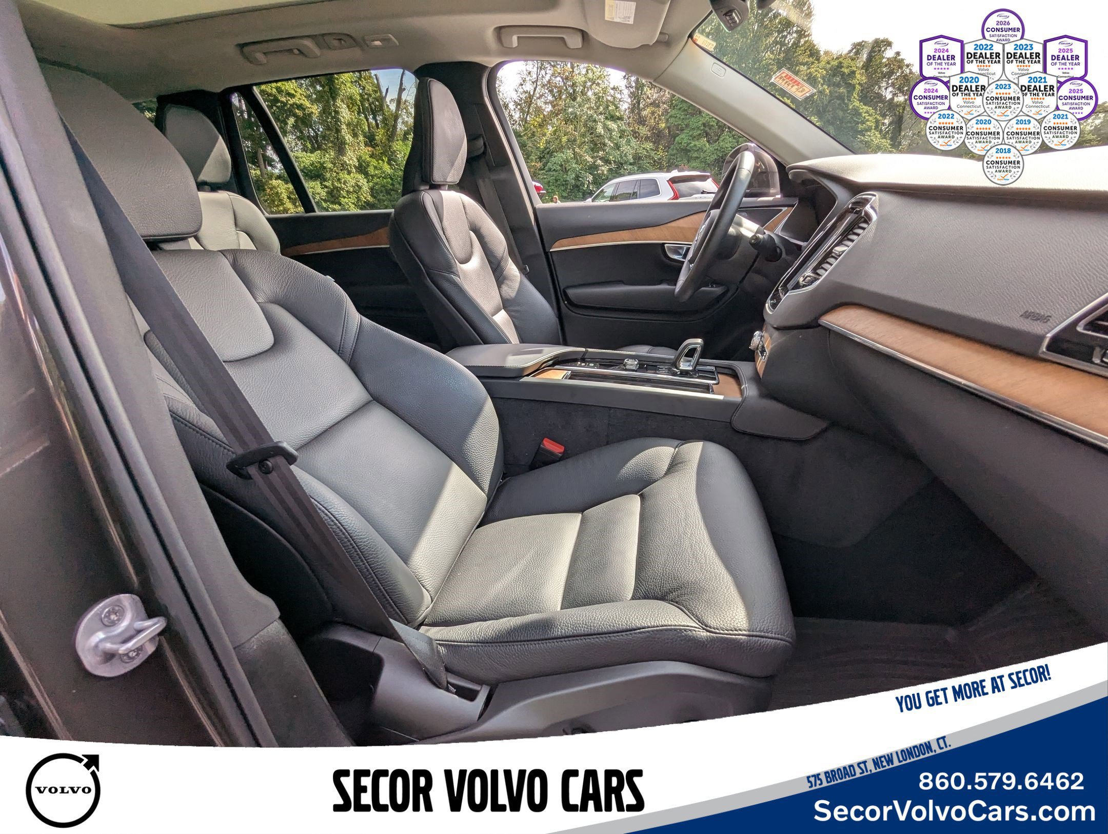 Certified 2024 Volvo XC90 T8 Plus w/ Protection Package Premier image 25