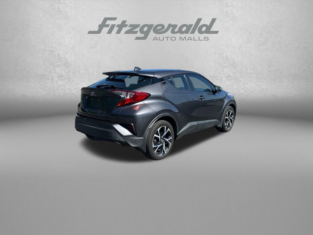 Used 2018 Toyota C-HR XLE FWD image 7