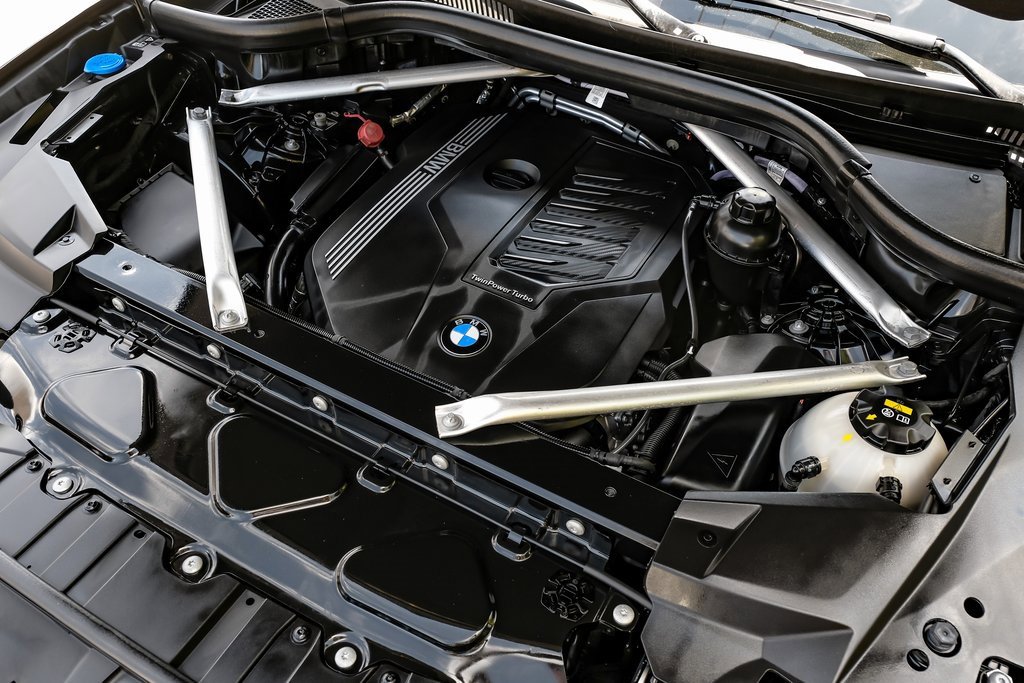 Used 2023 BMW X6 xDrive40i w/ M Sport Package image 55