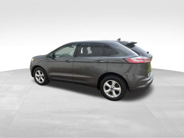 Used 2020 Ford Edge SE FWD image 4