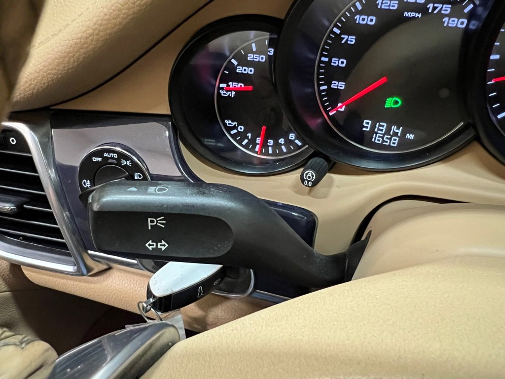 Used 2013 Porsche Panamera 4 image 20