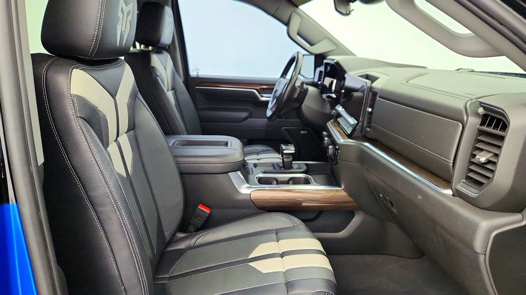 Used 2022 Chevrolet Silverado 1500 RST image 25