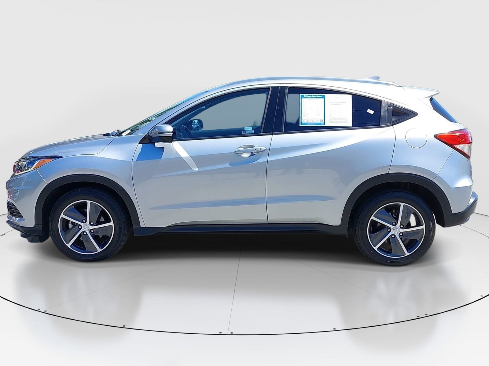 Used 2022 Honda HR-V EX image 8