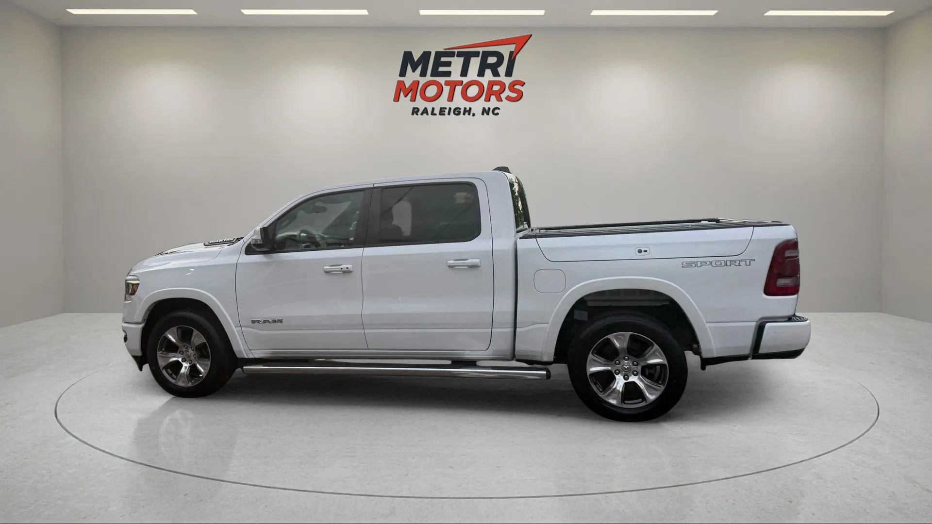 Used 2020 RAM 1500 Laramie w/ Sport Appearance Package image 6