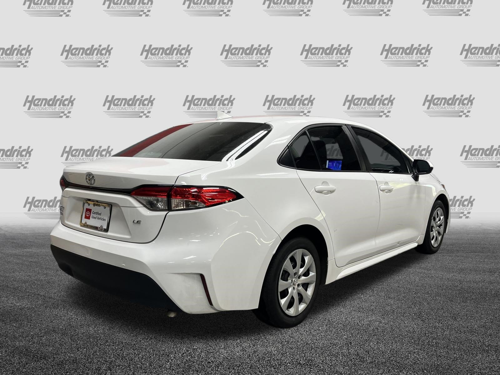 Used 2024 Toyota Corolla LE FWD image 5