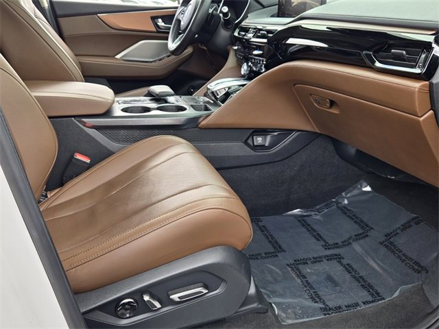 Certified 2024 Acura MDX FWD w/ Technology Package image 15