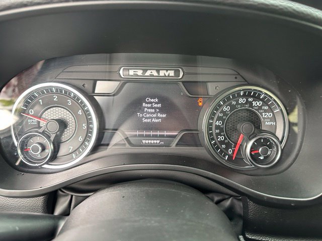 Used 2023 RAM 1500 Laramie AWD/4WD image 27
