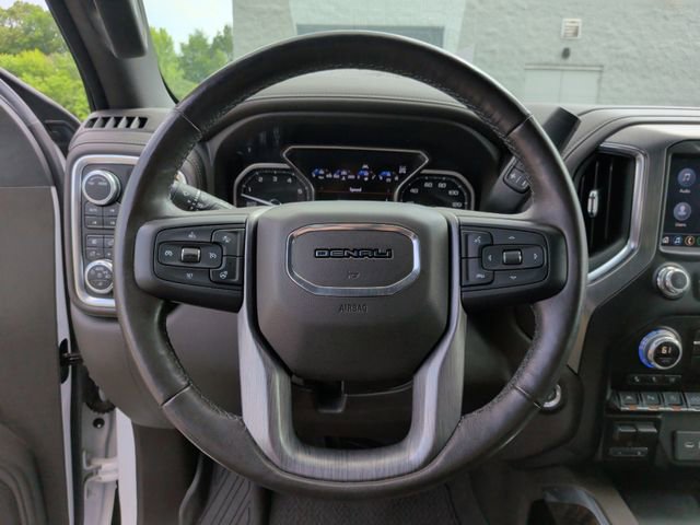 Used 2020 GMC Sierra 1500 Denali w/ Denali Ultimate Package AWD/4WD image 17