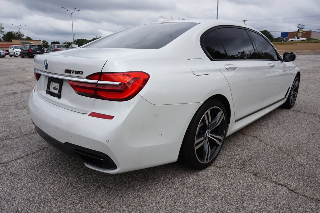 Used 2016 BMW 750i xDrive AWD/4WD image 6