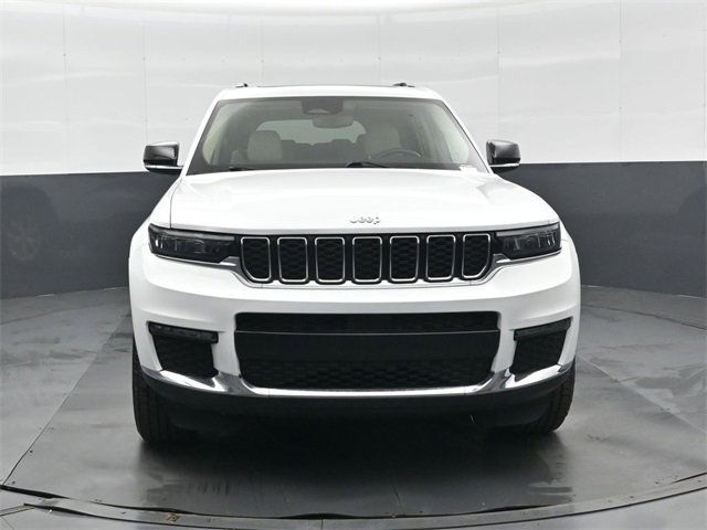 Used 2022 Jeep Grand Cherokee L Limited image 9