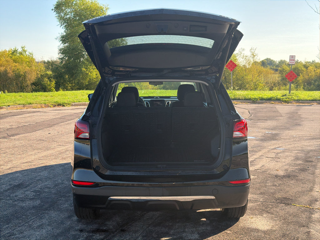 Used 2024 Chevrolet Equinox LT w/ LPO, Floor Liner Package AWD/4WD image 34