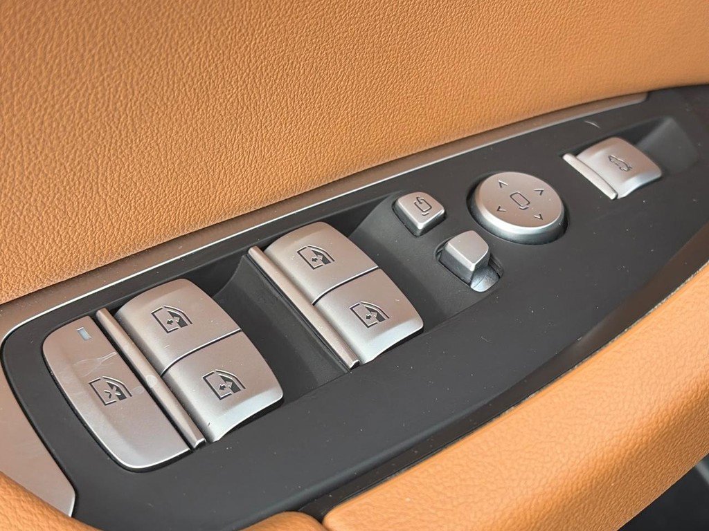 Used 2024 BMW X3 M40i w/ Premium Package AWD/4WD image 21