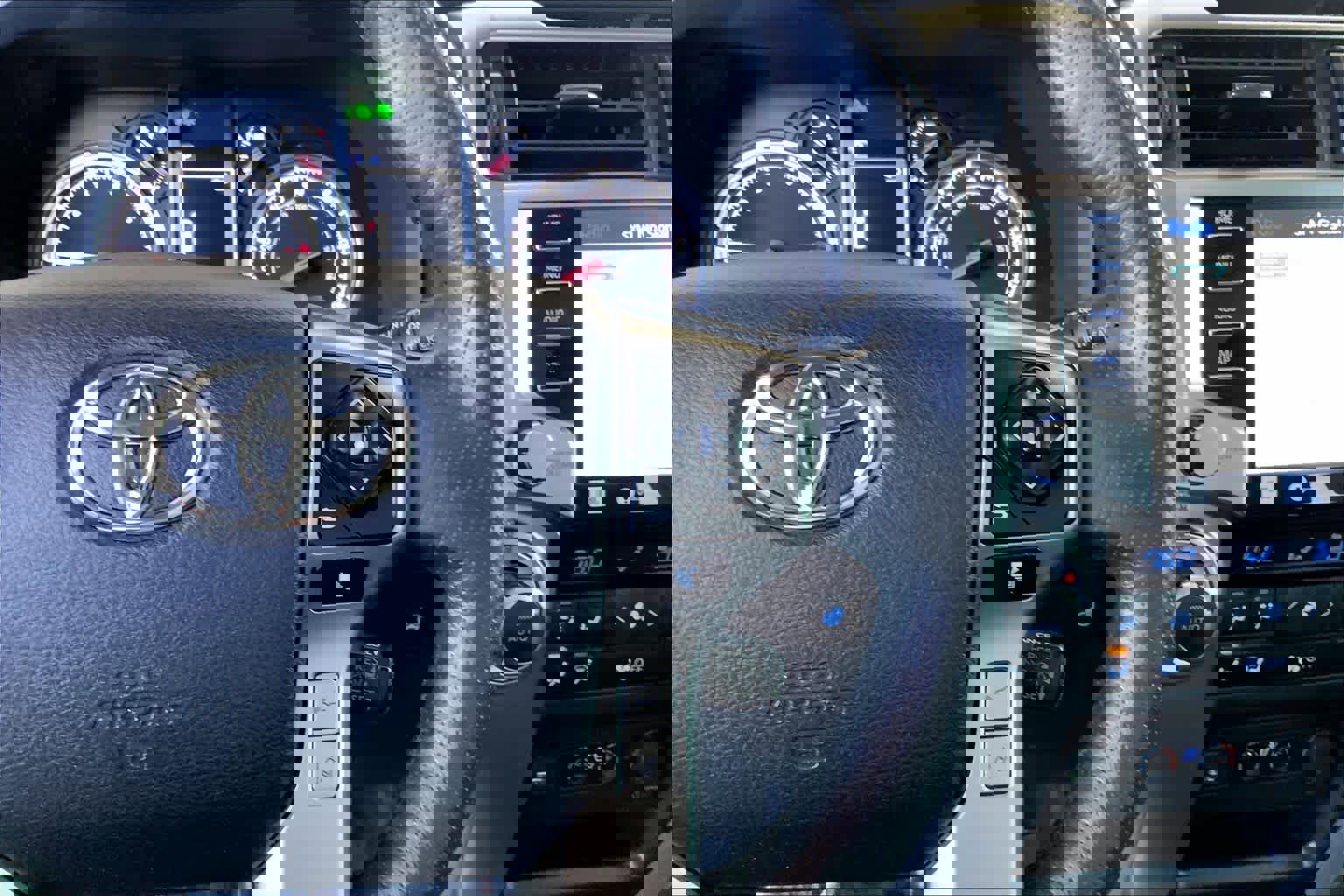 Used 2023 Toyota 4Runner Limited image 24