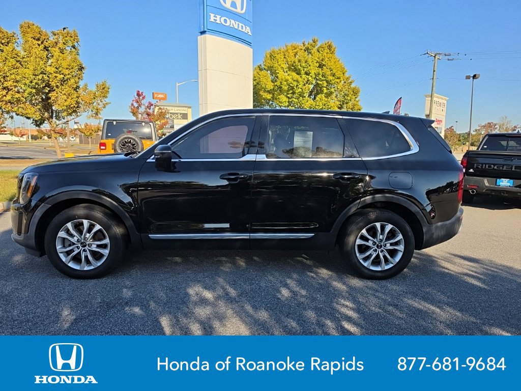 Used 2021 Kia Telluride LX FWD image 2