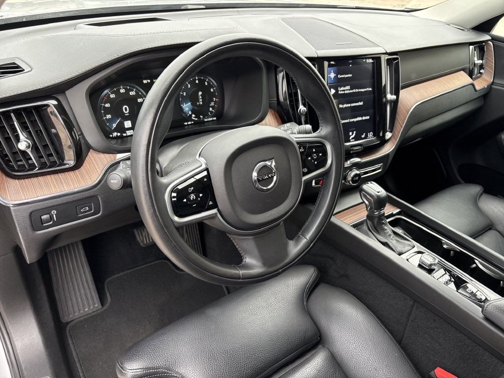 Used 2020 Volvo XC60 T5 Inscription FWD image 14