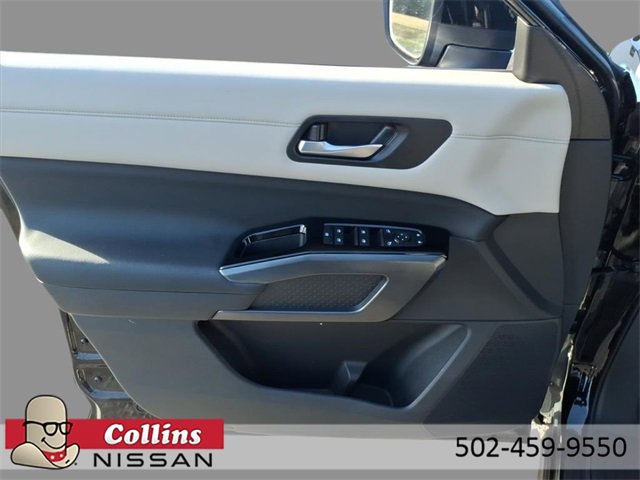 Certified 2023 Nissan Pathfinder SL w/ SL Premium Package image 16