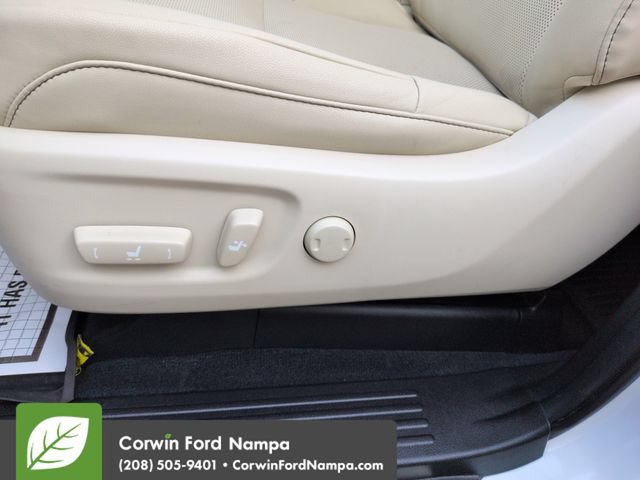 Used 2023 Lexus GX 460 Premium AWD/4WD image 12