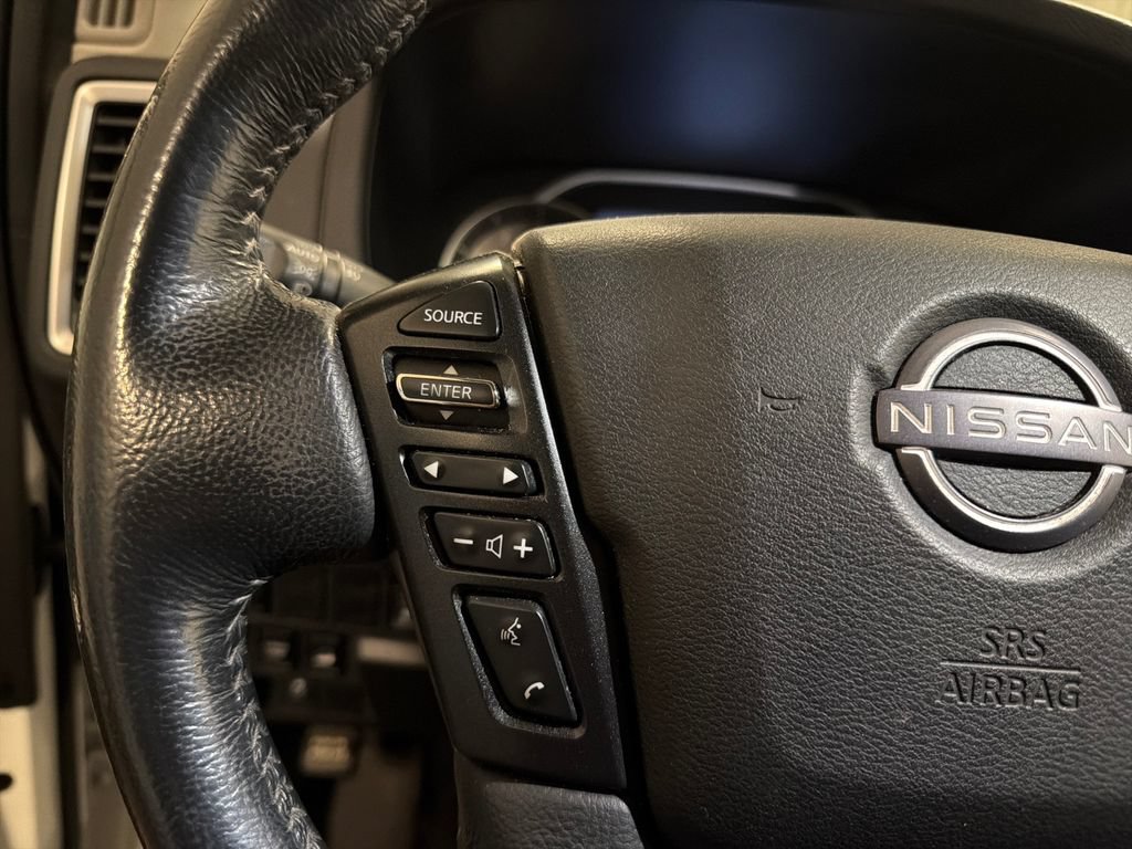 Used 2022 Nissan Frontier SV w/ SV Premium Package AWD/4WD image 18