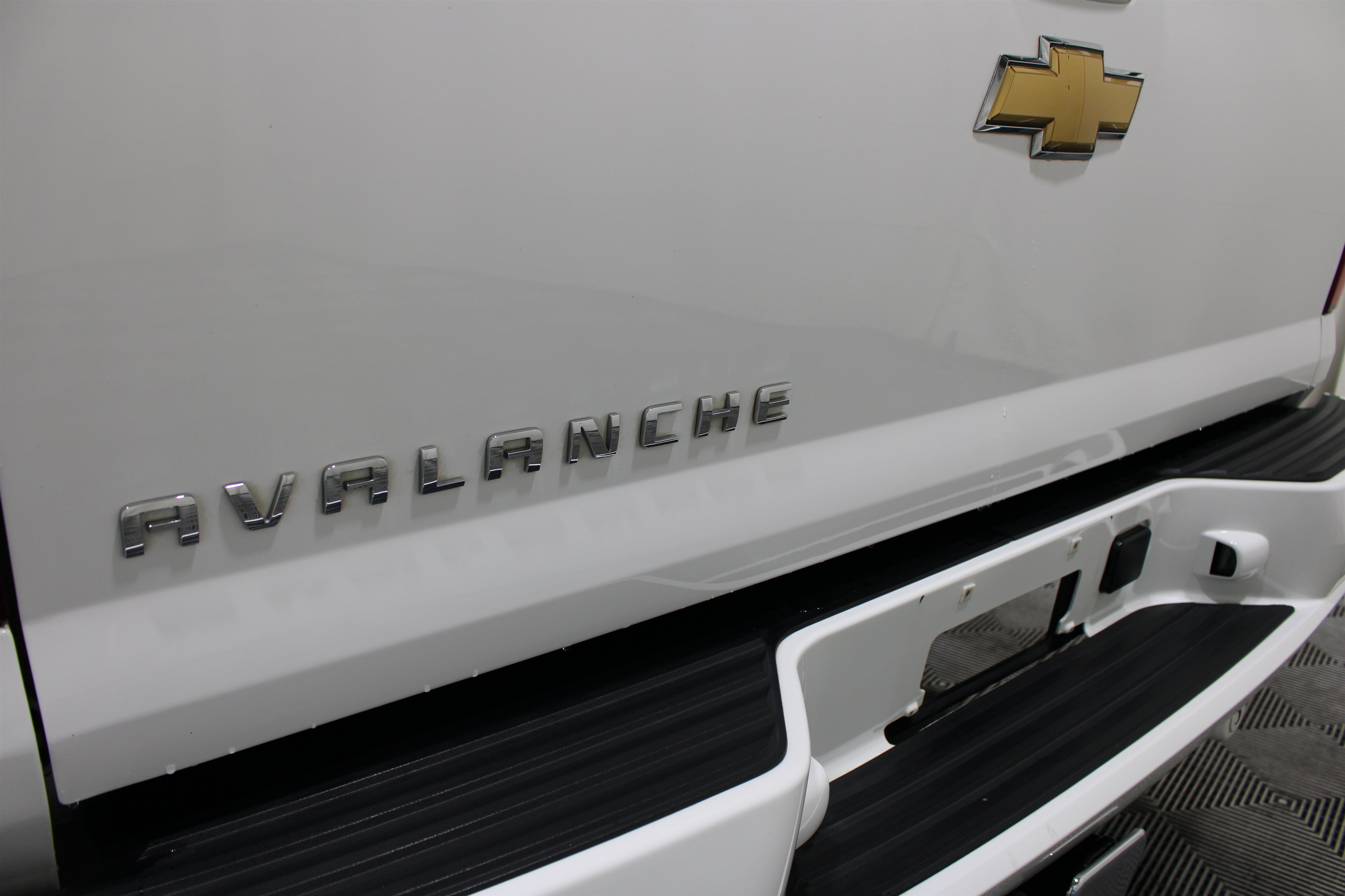 Used 2007 Chevrolet Avalanche LTZ w/ LTZ Preferred Equipment Group AWD/4WD image 24