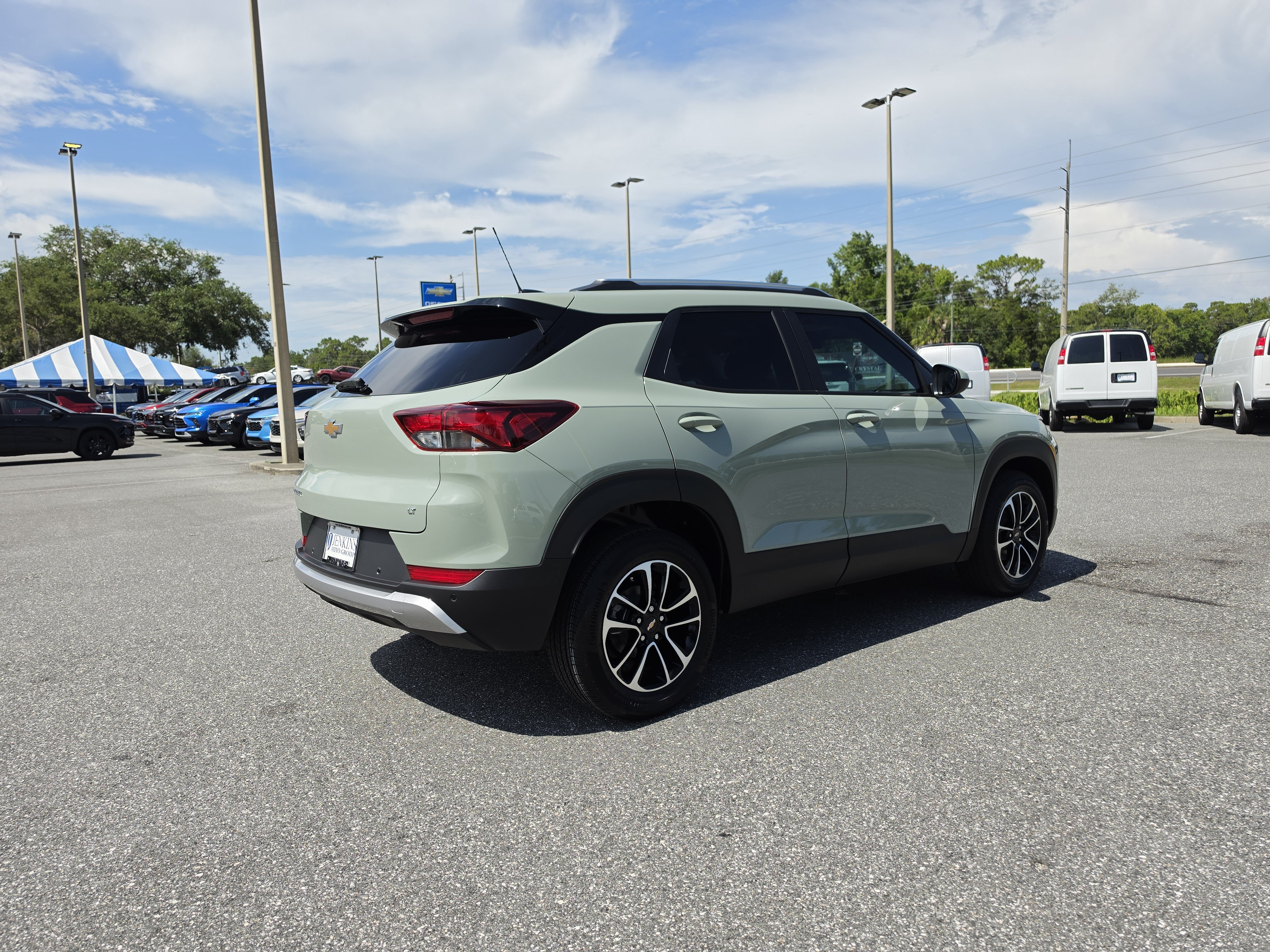New 2026 Chevrolet TrailBlazer LT w/ LT Cold Weather Package FWD image 4