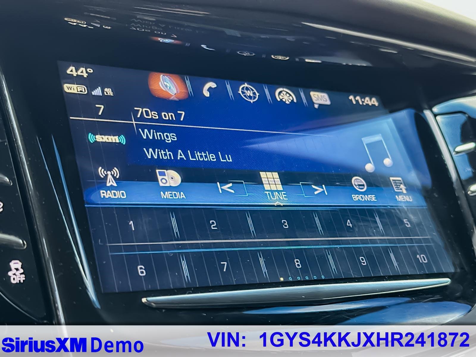 Used 2017 Cadillac Escalade ESV Platinum image 31