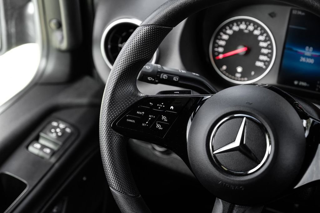 Used 2025 Mercedes-Benz Sprinter 2500 w/ Dashboard Charging Package image 13