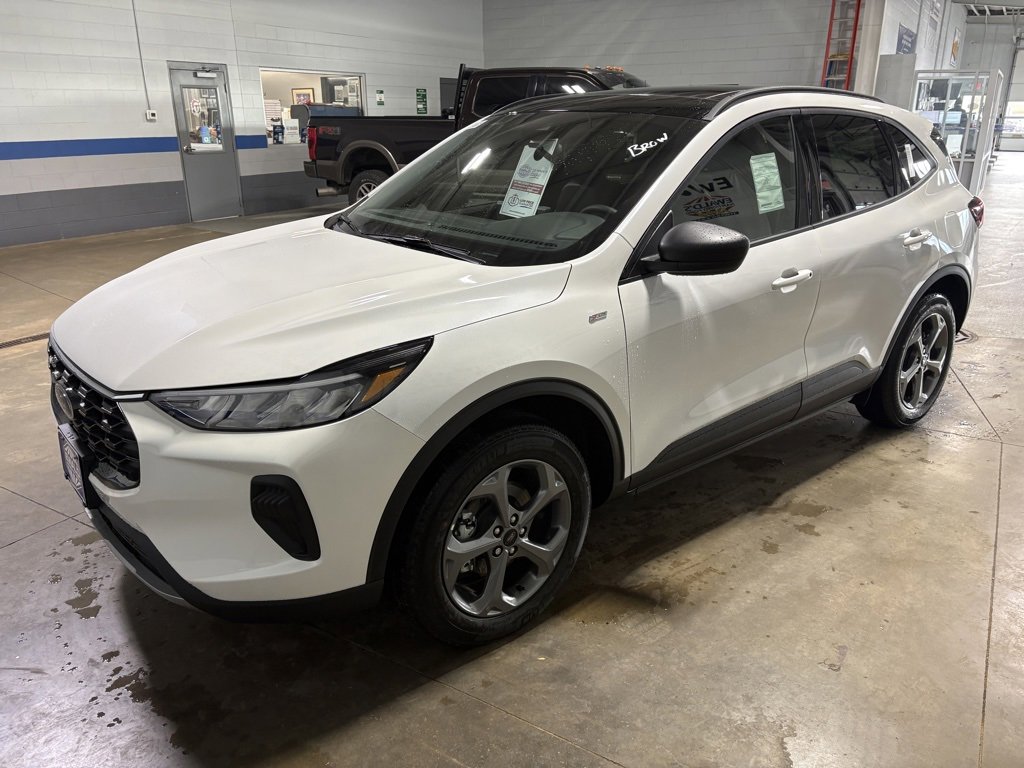 New 2026 Ford Escape ST-Line w/ Tech Pack #1 image 4