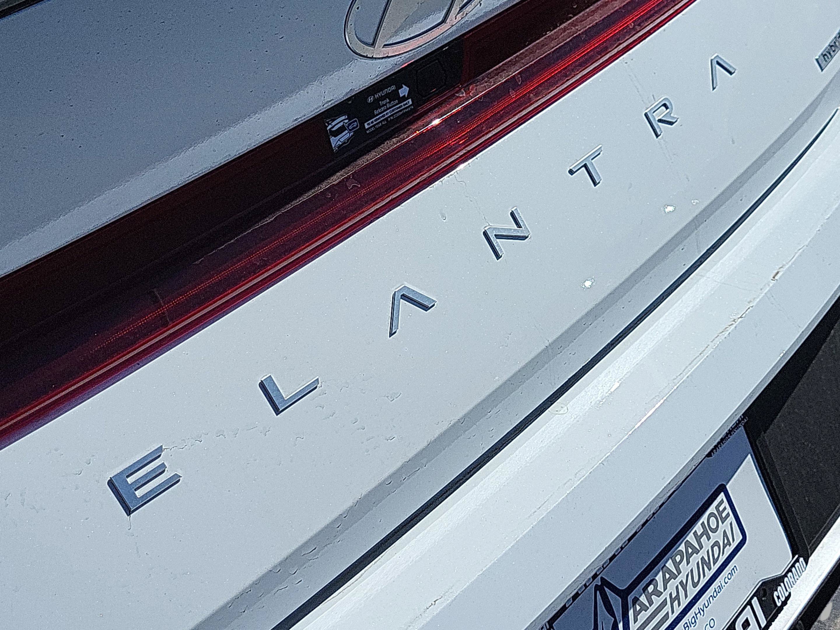 New 2026 Hyundai Elantra SEL FWD image 12