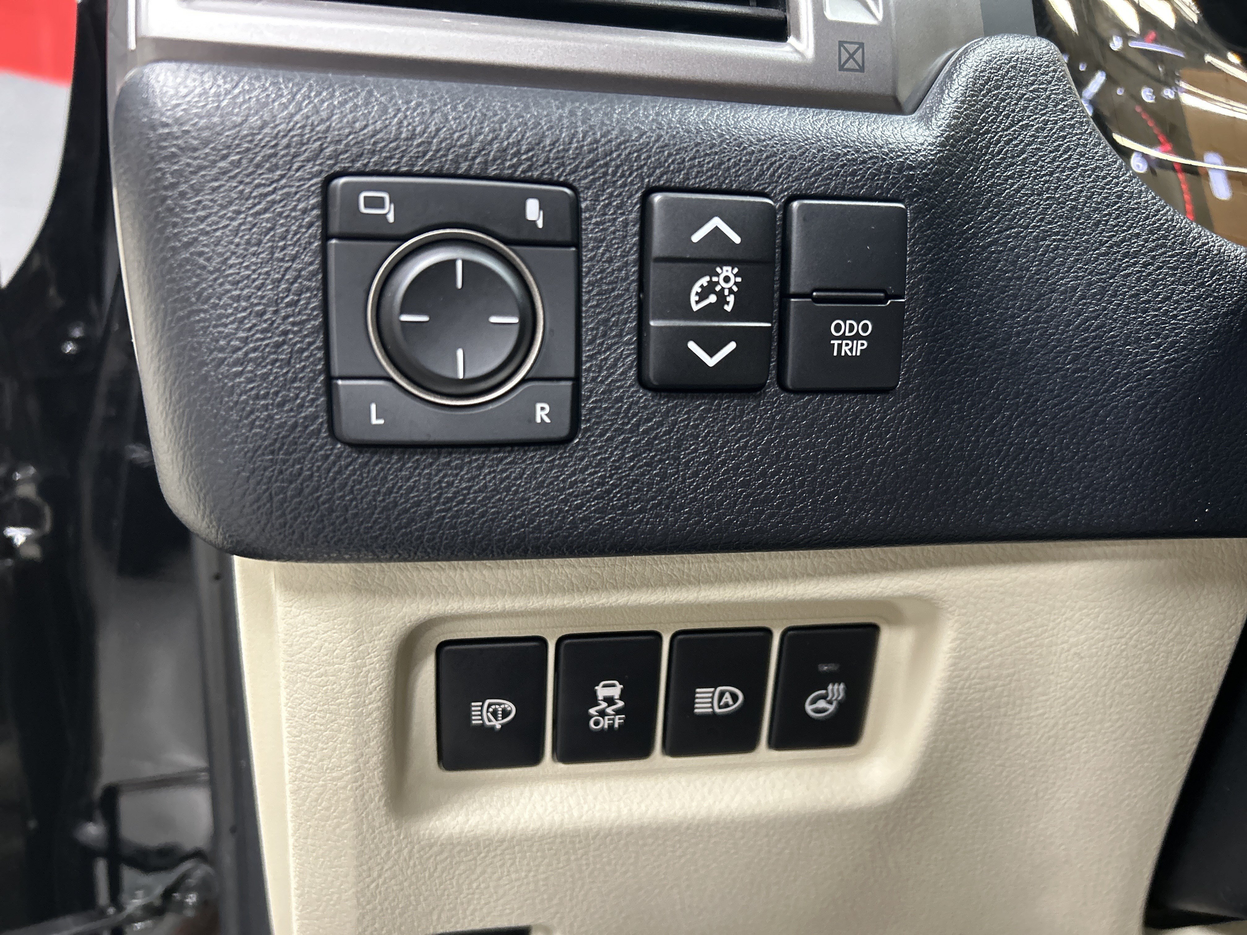 Used 2023 Lexus GX 460 Premium w/ Premium Package AWD/4WD image 35