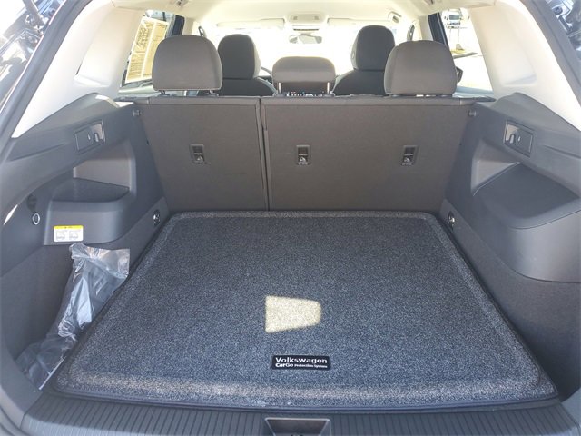 Certified 2025 Volkswagen Tiguan S image 7