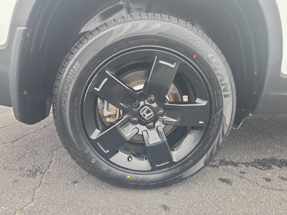 Certified 2024 Honda Ridgeline Black Edition image 23