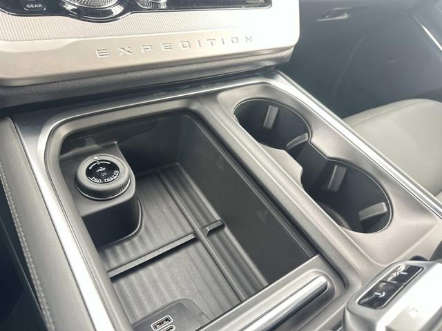 New 2026 Ford Expedition Max Active image 34