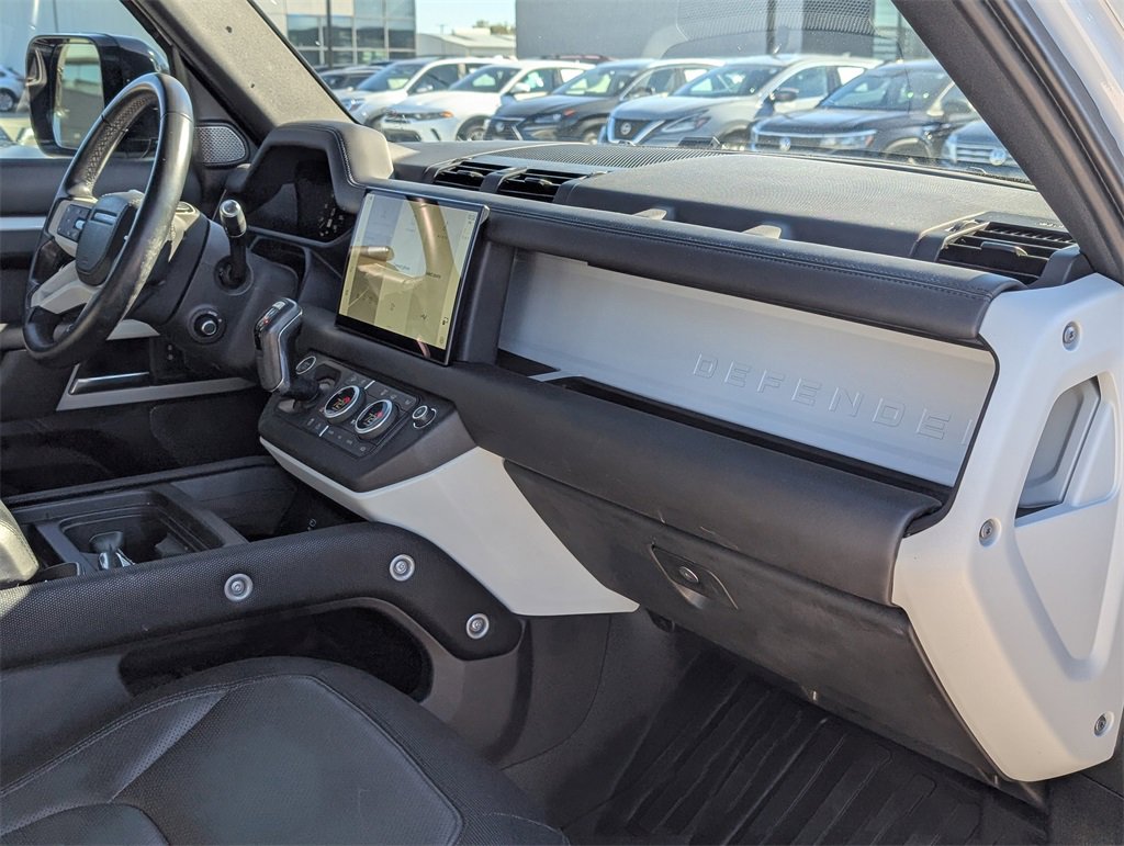 Used 2022 Land Rover Defender 110 X-Dynamic HSE image 28