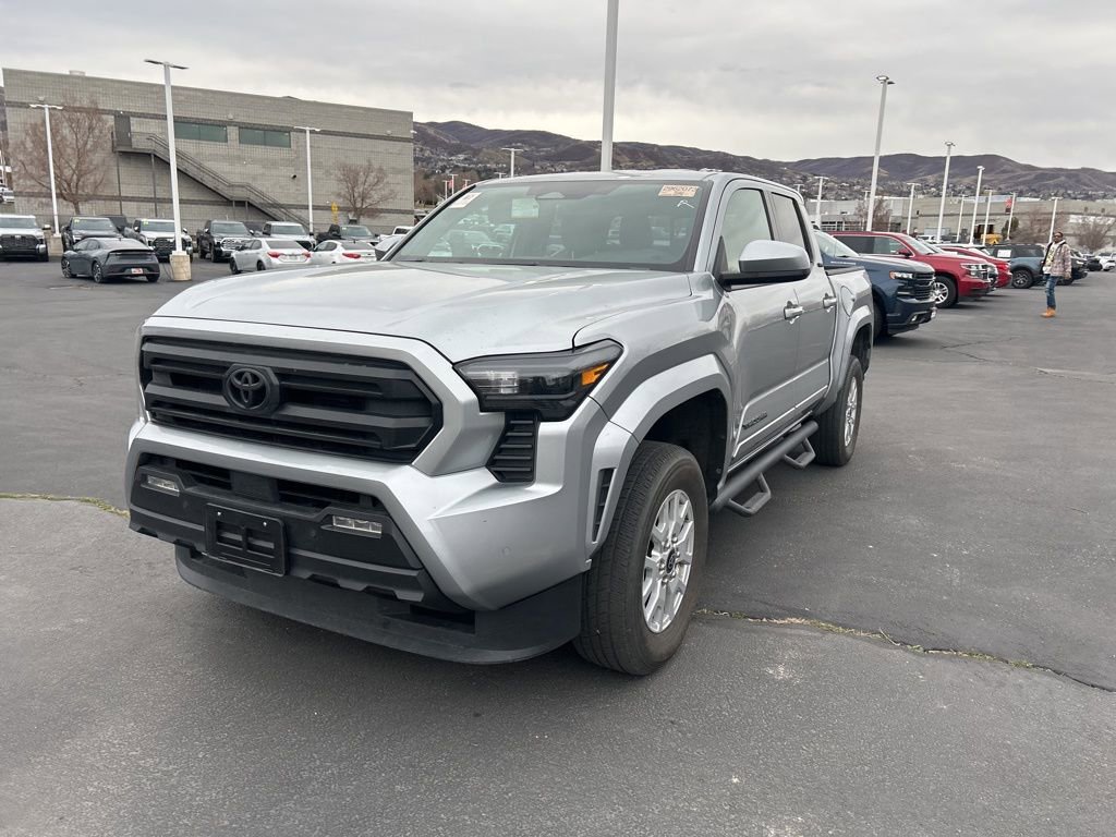 Used 2024 Toyota Tacoma SR5 w/ SR5 Upgrade Package image 8