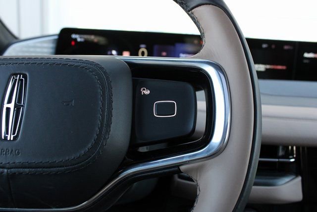 New 2026 Lincoln Navigator Black Label image 42