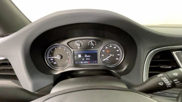Used 2022 Buick Enclave Essence w/ Sport Touring Edition FWD image 24