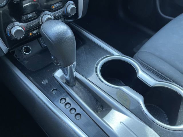 Used 2018 Nissan Pathfinder S image 16