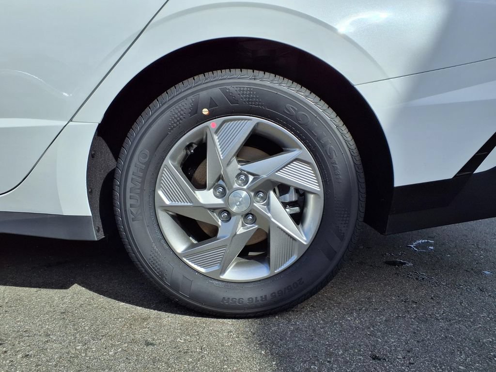 New 2026 Hyundai Sonata SE FWD image 7