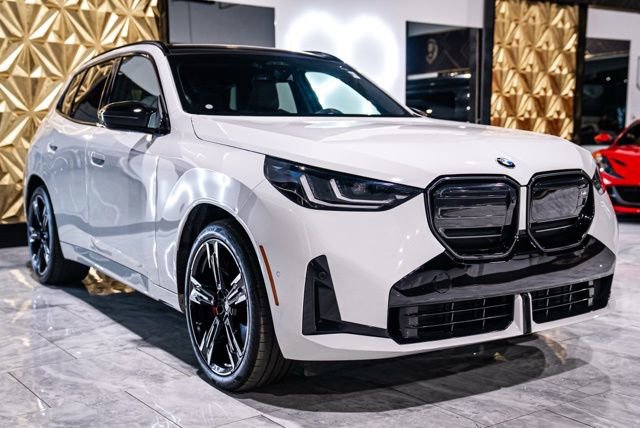 Used 2025 BMW X3 M50 w/ Premium Package image 3