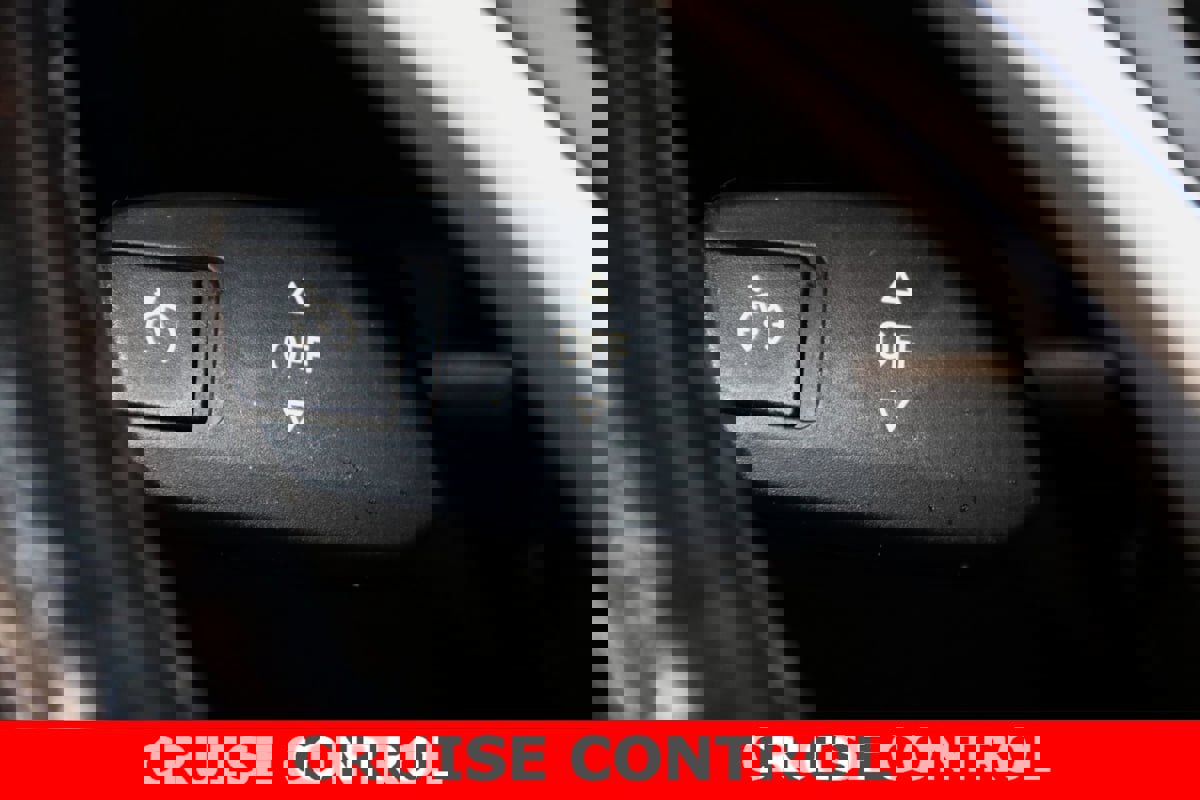 Used 2012 BMW 135i Convertible image 17