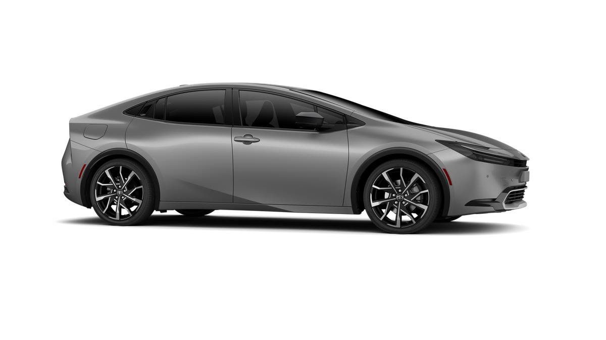 New 2026 Toyota Prius Plug-In Hybrid FWD image 35