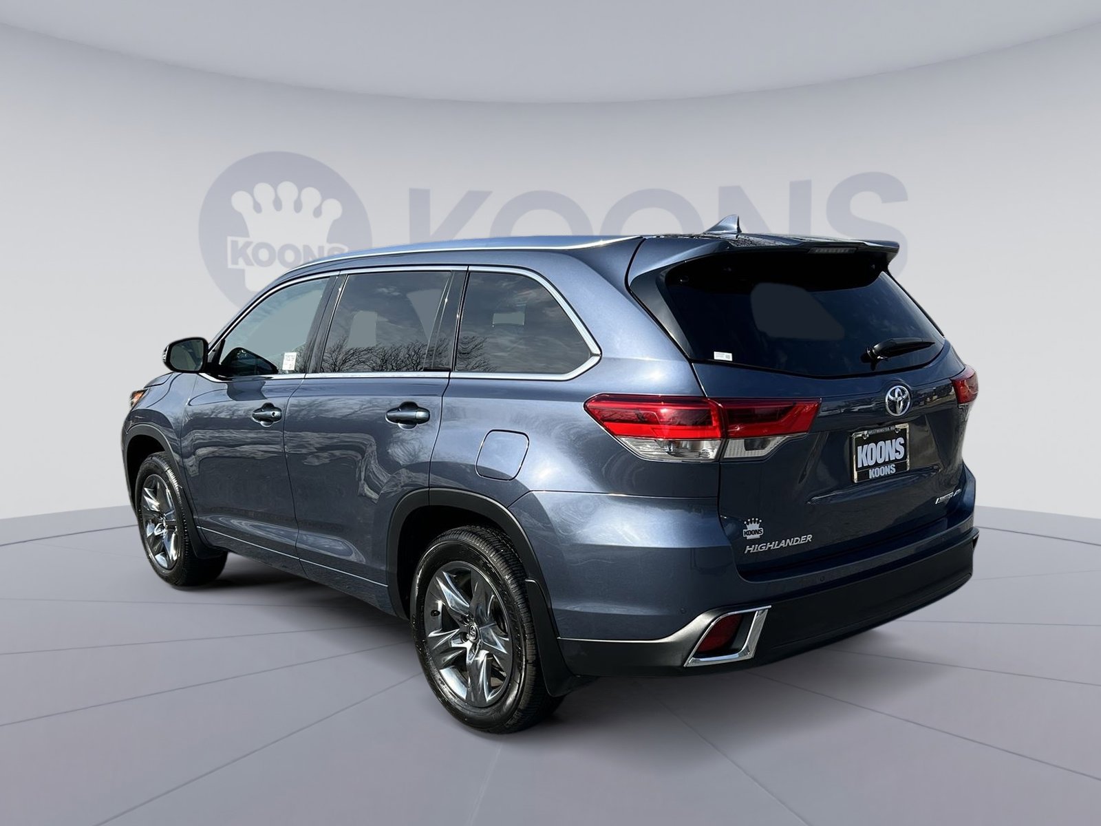 Used 2019 Toyota Highlander Limited Platinum image 4
