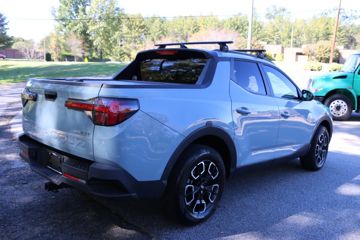 Used 2023 Hyundai Santa Cruz SEL Premium AWD/4WD image 7