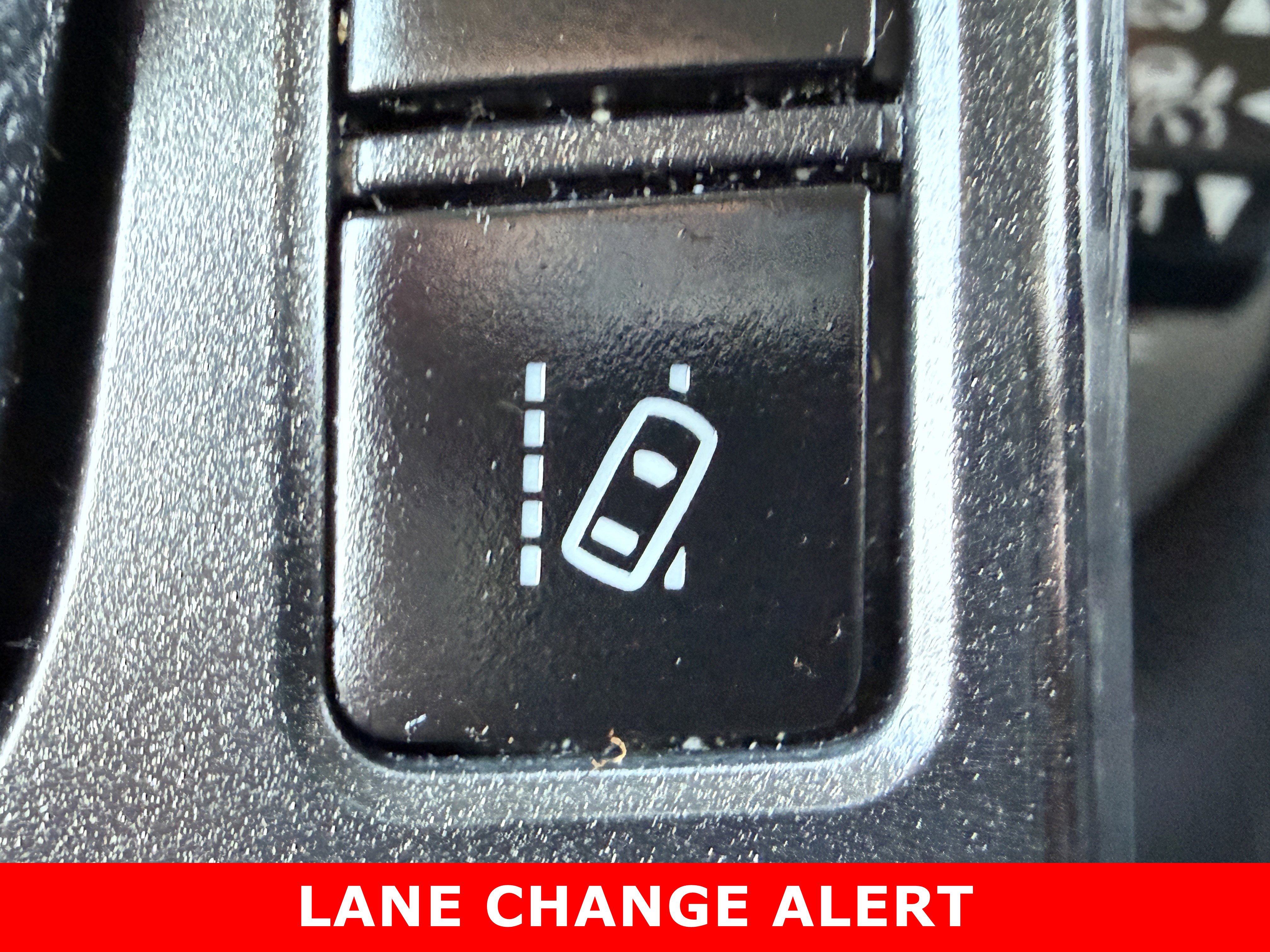 Used 2019 Toyota Sequoia Platinum w/ Four Season Floor Mat Package image 28